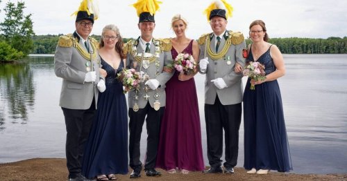 Schützenfest in Nettetal: Die St.-Hubertus-Bruderschaft Glabbach zieht auf