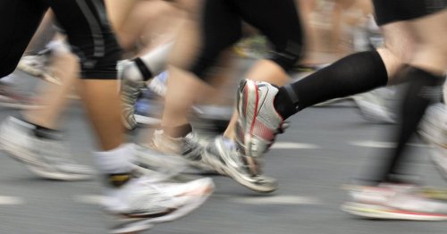 Unglück in Gelsenkirchen: Läufer bricht bei Ruhr-Marathon zusammen und stirbt