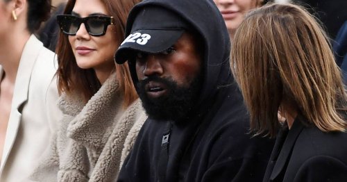 Politisches Statement: Kanye West sorgt mit rassistischem Slogan auf Fashion Week für Aufsehen