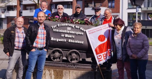 IGBCE Ortsgruppe Niederrhein: Kohlenlore in Repelen wieder bepflanzt