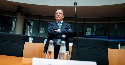 Parteiordnungsverfahren gegen den Altkanzler: Darf Gerhard Schröder in der SPD bleiben?