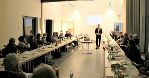 Treffen im Kreis Heinsberg: Katholiken wollen Abwärtsspirale bei Mitgliederzahl stoppen