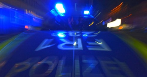 Bedburg-Hau: 43-Jähriger Fußgänger bei Unfall schwer verletzt