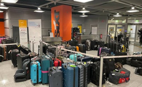 Herrenlose Koffer: Passagiere geschockt von Gepäckchaos am Flughafen
