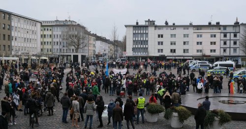Mehr als 1000 Teilnehmer: So viele Verstöße ahndete die Polizei bei den Demos in Rheydt