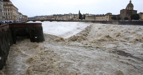 Wetterfronten über Europa zu Ostern: Viel Regen und Gewitter in Deutschland – Unwettergefahr in Norditalien