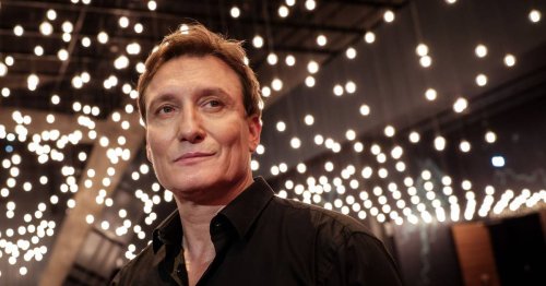 Streaming und Fernsehen: Suche nach Nazis: Oliver Masucci lernte für Serie Hebräisch