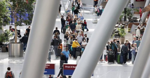 Corona-Newsblog: EU-Behörden lockern Empfehlung zum Tragen von Masken im Flugzeug