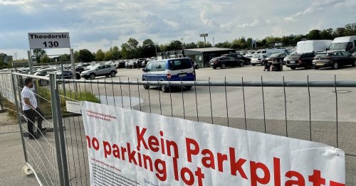 Parken am Flughafen Düsseldorf: Stadt sperrt Parkplatz an der Theodorstraße