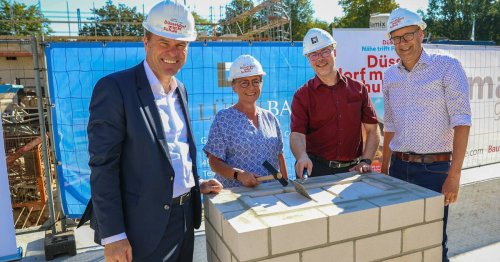 Neubau der Urdenbacher Schule kostet 32 Millionen Euro: Grundsteinlegung für Thedor-Litt-Realschule