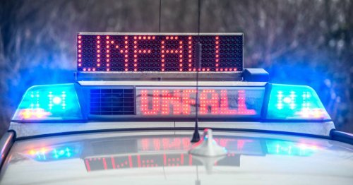 Verkehrsunfall in Wesel: 52-jähriger E-Bike-Fahrer ohne Helm wird bei Unfall schwer verletzt