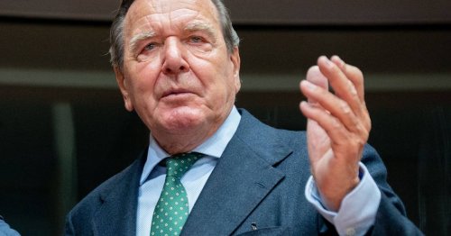 Anwalt bestätigt Berichte: Altkanzler Schröder lässt Aberkennung von Privilegien überprüfen