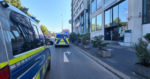 Frau in den Rücken gestochen: 21-Jähriger nach Messerangriff in Wuppertal eingewiesen