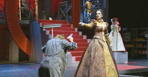 Wenn Königinnen Queen singen: So war die Theaterpremiere von „Queen’s Last Night“ in Mönchengladbach