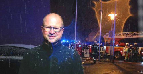Feuerwerkskörper als Ursache möglich: Schornsteinfeger rettet Mann nach Explosion in Willich das Leben