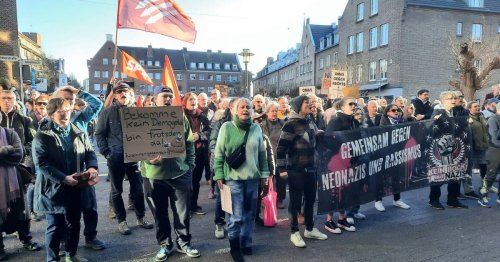 Wesel für Demokratie und Vielfalt: Gut 200 Teilnehmer demonstrieren gegen AfD und Ausländerhass
