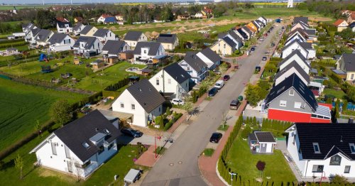 Immobilienmarkt in NRW: Per Zwangsversteigerung zu Haus oder Wohnung