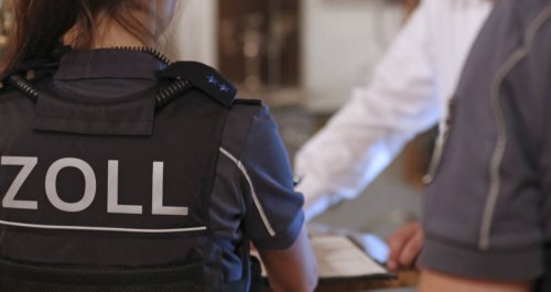 Zoll Krefeld: Festnahme bei Kontrolle im Edel-Restaurant