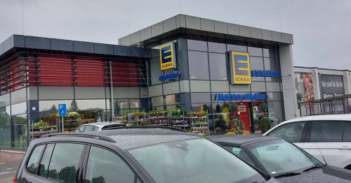 Edeka in Meerbusch-Osterath: Automatensprenger scheitern an Supermarkttür