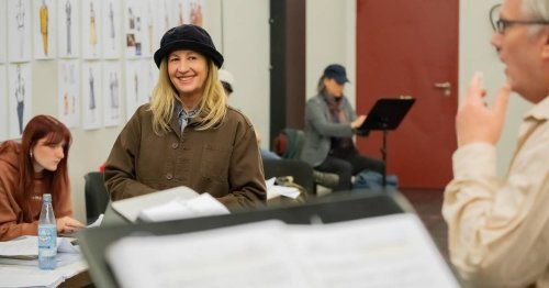 Theater Krefeld setzt Zeichen zum Jubiläum: Israelin inszeniert Holocaust-Oper „Die Passagierin“ in neuer Fassung