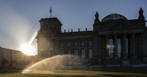 Sondersitzung des Bundestages: Nur nicht zu weit rausschwimmen
