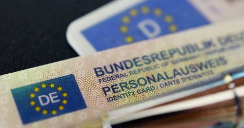 Neue Pflicht auch in Mönchengladbach: Bis wann Meldestellen Passfotos auf Papier dulden