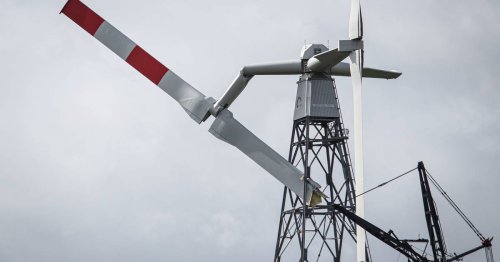 Rotorblatt im Sturm abgeknickt: Neuartiges Windrad „Vertical Sky“ in Grevenbroich ist erneut havariert