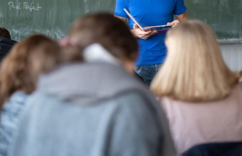 Landesschülerbeirat: Schule muss auch Steuerrecht beibringen
