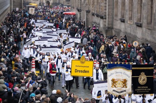 Dresdner Stollenfest - Tausende feiern berühmte Delikatesse