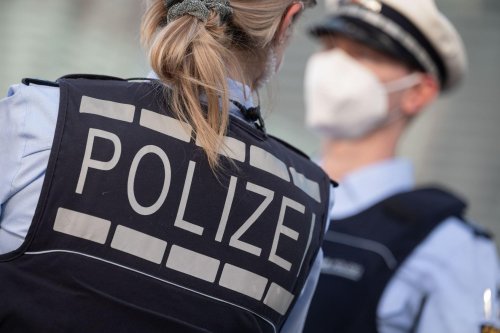 Junger Mann bei Messerangriff in Pforzheim verletzt