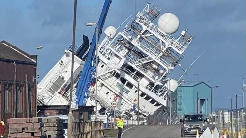 Edinburgh: Schiff in Schottland umgekippt - 25 Verletzte