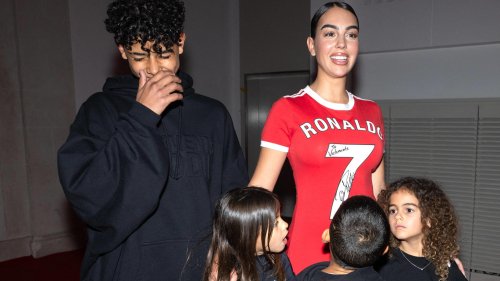 Auf der Fashion Week in Paris: Georgina Rodriguez plaudert Karriereende von Cristiano Ronaldo aus