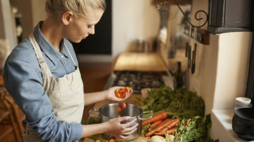 Geniale Küchen-Hacks: Wie Sie beim Kochen viel Zeit und Energie sparen