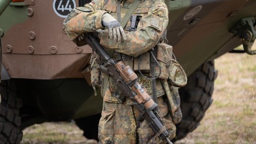 Bundeswehr-Offizier stirbt bei Einzelkämpferlehrgang in Hammelburg (Bayern)