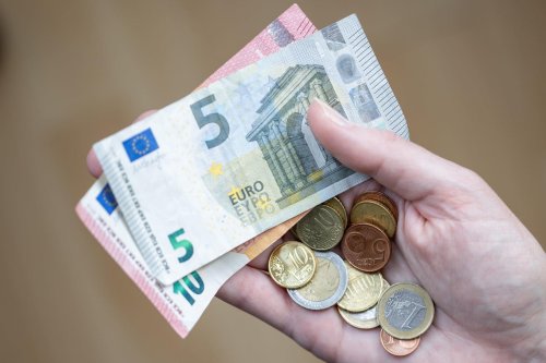 Umfrage: 40 Prozent sparen höchstens 100 Euro im Monat