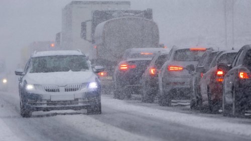 Doppelschlag trifft Deutschland: Winter-Comeback mit Schnee , Frost, Glätte am Streik-Montag