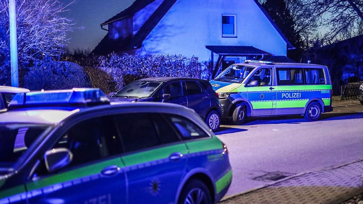 Erweiterter Suizid der Mutter? Drei Leichen in Wohnhaus gefunden