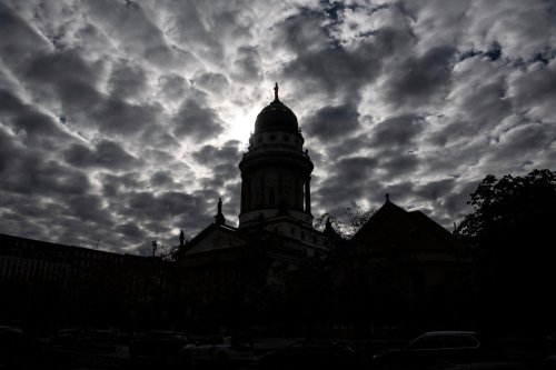 Bewölkter Himmel in Berlin und Brandenburg