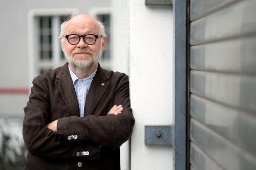 Regisseur Jürgen Flimm tot: Trauerbeflaggung in Salzburg