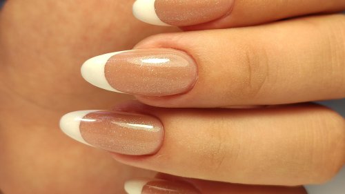 Nagel-Trend im Winter: French-Illusion-Nails sind extrem angesagt