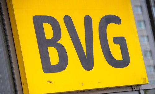BVG spendet Doppeldecker-Busse und Tram-Teile an Ukraine
