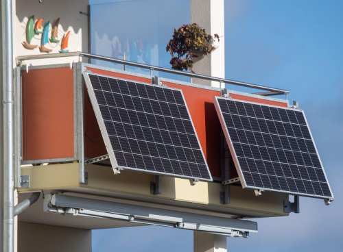 Solarstrom vom Balkon: Förderanträge ab Freitag stellbar
