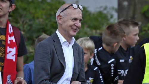 Nationalmannschaft: DFB-Präsident Bernd Neuendorf hat "Frauenfußball ganz oben auf der Agenda"