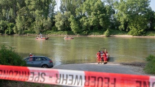 Bade-Unglück im Rhein: Vater und Sohn (7) nach langer Suche geborgen