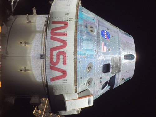 Nasa-Mission „Artemis 1“ auf Mond-Umlaufbahn und mit Rekord
