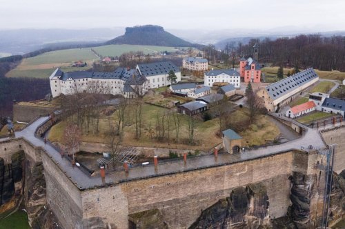Corona und Waldbrände: Festung Königstein mit Besucherminus