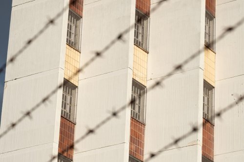Gefängnisausbau: Land investiert mehr als 440 Millionen Euro