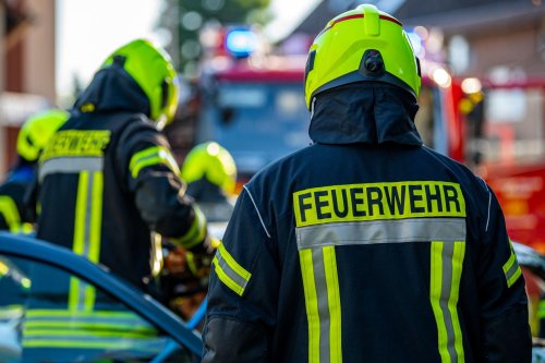 Brand in Industriegebiet in Werl: Starke Rauchentwicklung