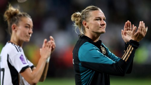 DFB-Star Alexandra Popp spricht über ihre Zukunft - nach 4:0-Sieg gegen Island