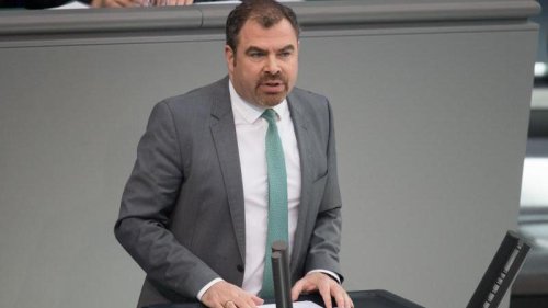 CSU-Politiker Hahn attackiert Verteidigungsministerin: "Scholz sollte Lambrecht austauschen"